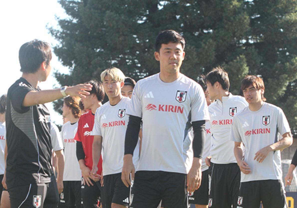 远藤航：要是我们的阵容连世界杯也进不了，还谈什么夺冠