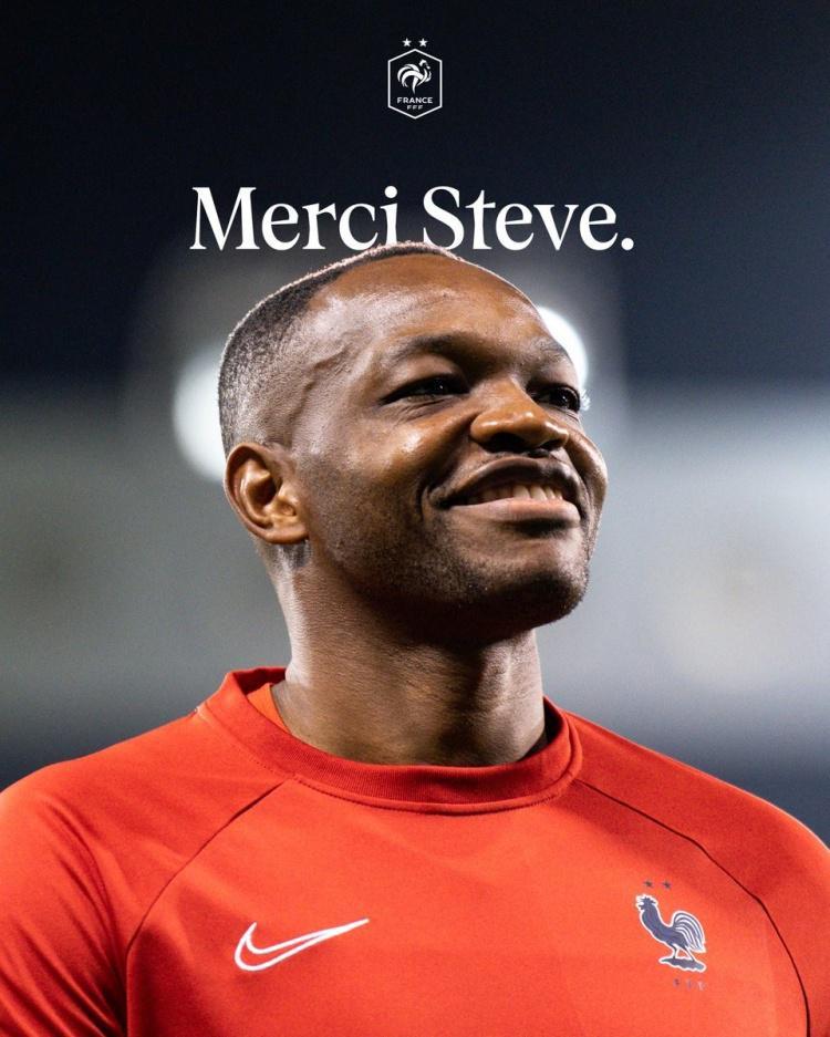 开云官网-法国队致敬曼丹达：感谢所有扑救和无数国家队瞬间