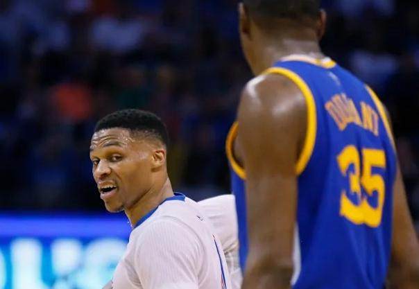 开云体育下载-韦少亲述得知杜兰特投敌瞬间：很愤怒 给我气笑了