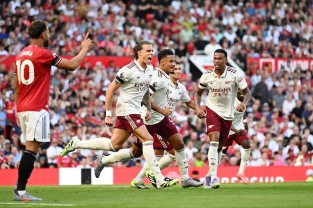 【复盘】小胜曼联不足喜 阿森纳开门红担忧比快乐多