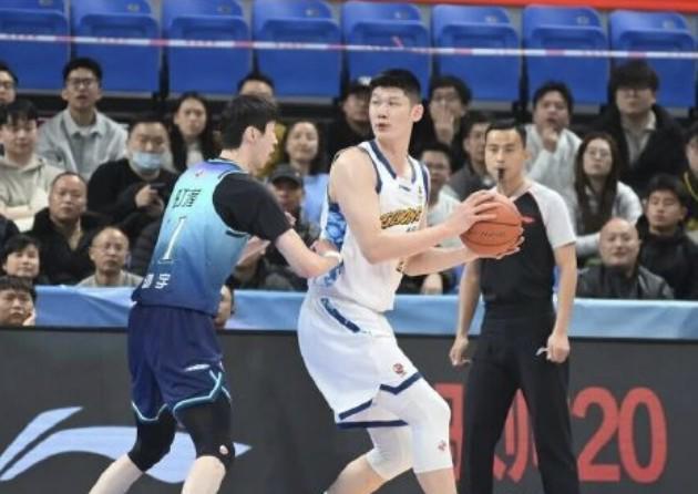 开云体育-里程碑！胡金秋生涯得分超越唐正东，升至CBA历史得分榜第八位