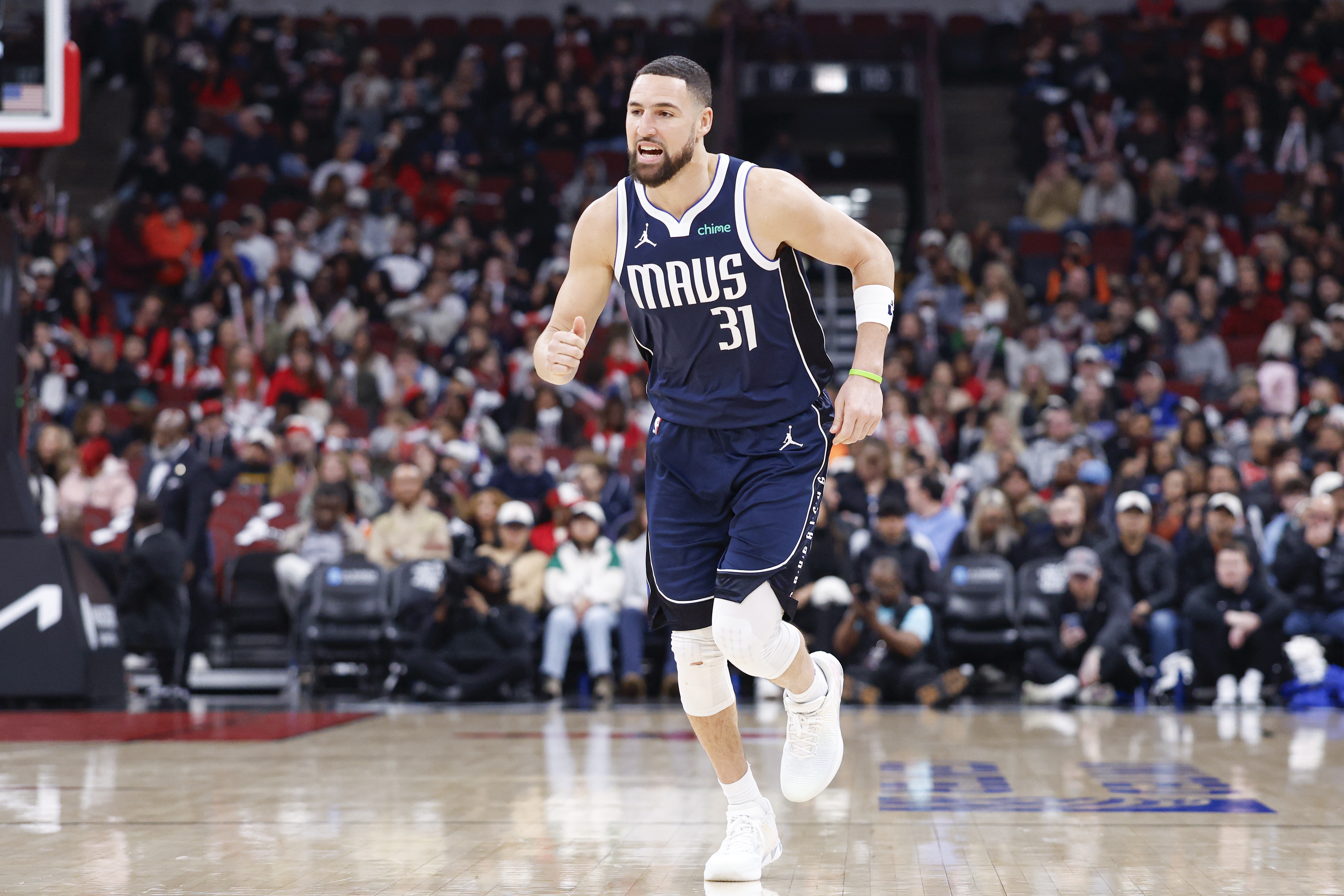 开云官网-佛光微现！克莱近5战场均17分&amp;4.4记三分 三分命中率47.8%