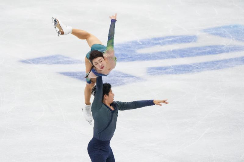 复出征战米兰冬奥会，“葱桶组合”再次冲击双人滑领奖台